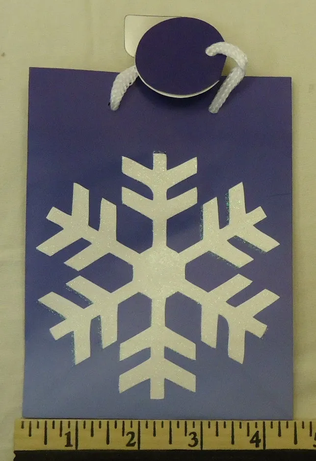 Christmas Gift Bags Large Santa Small Snowflake Qty 6 -- New