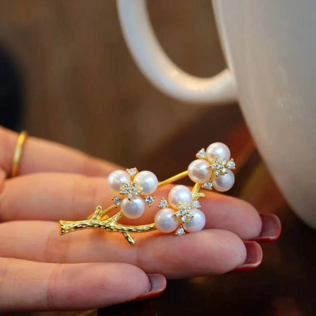 Freshwater Pearls Blossom Brooch