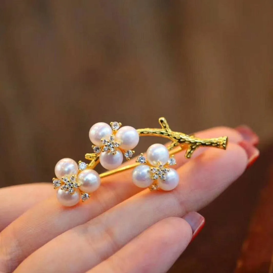 Freshwater Pearls Blossom Brooch