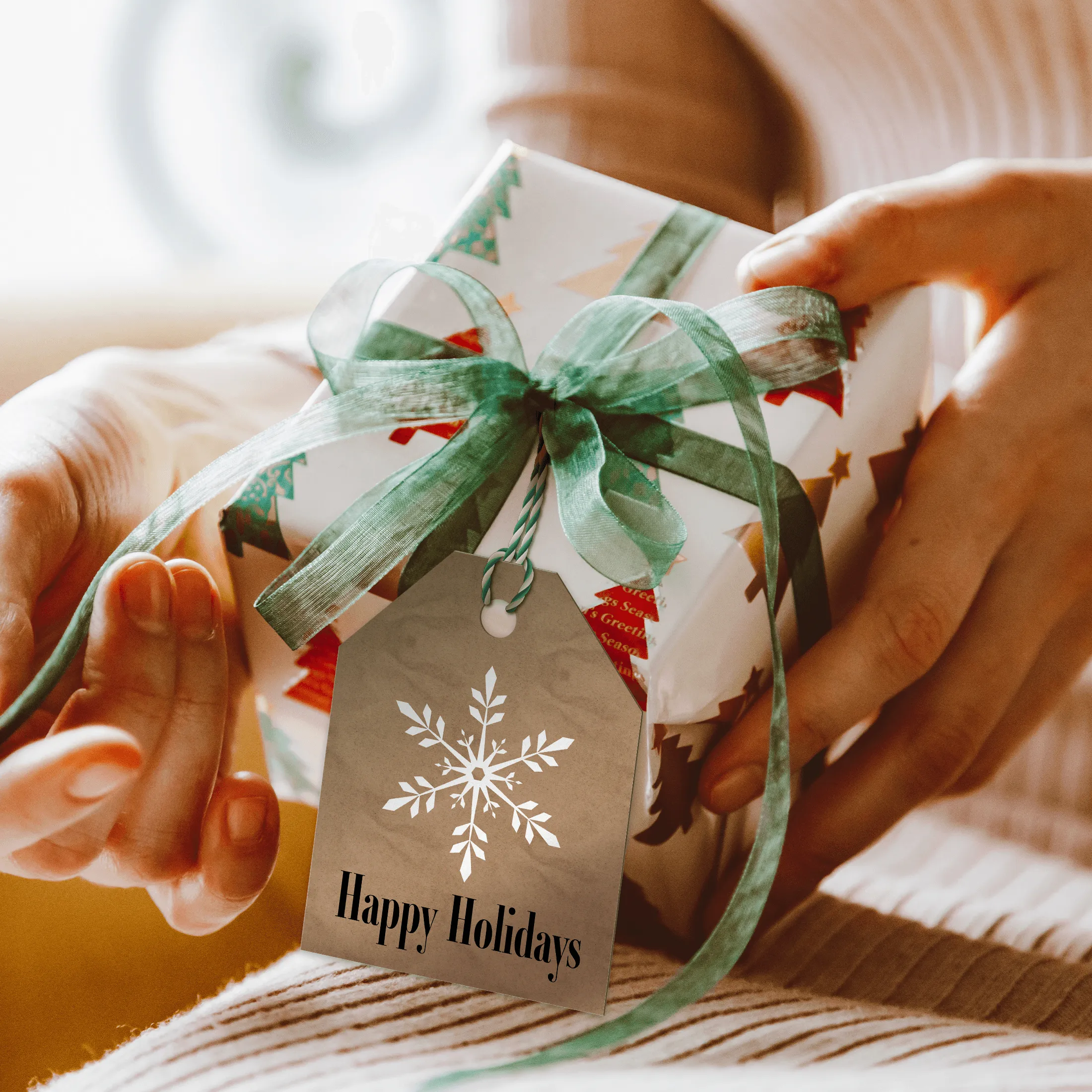 Happy Holidays Gift Tags