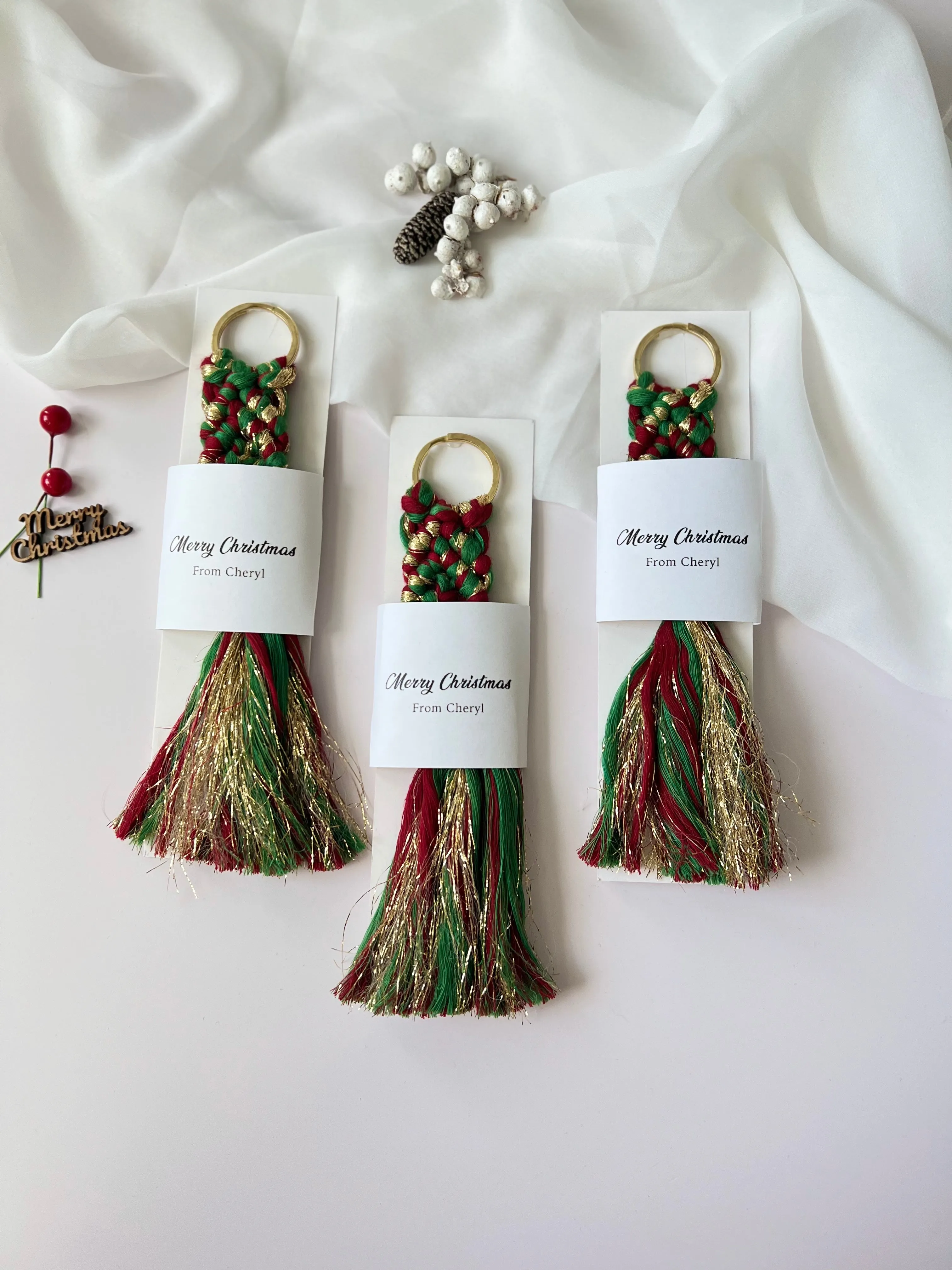 Unique Merry Christmas Macrame Keychain Gifts | Personalized Xmas Favors